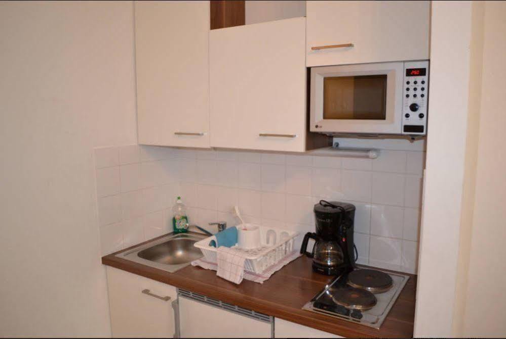 Grand Central Station Apartments I Contactless Check-In ウィーン エクステリア 写真