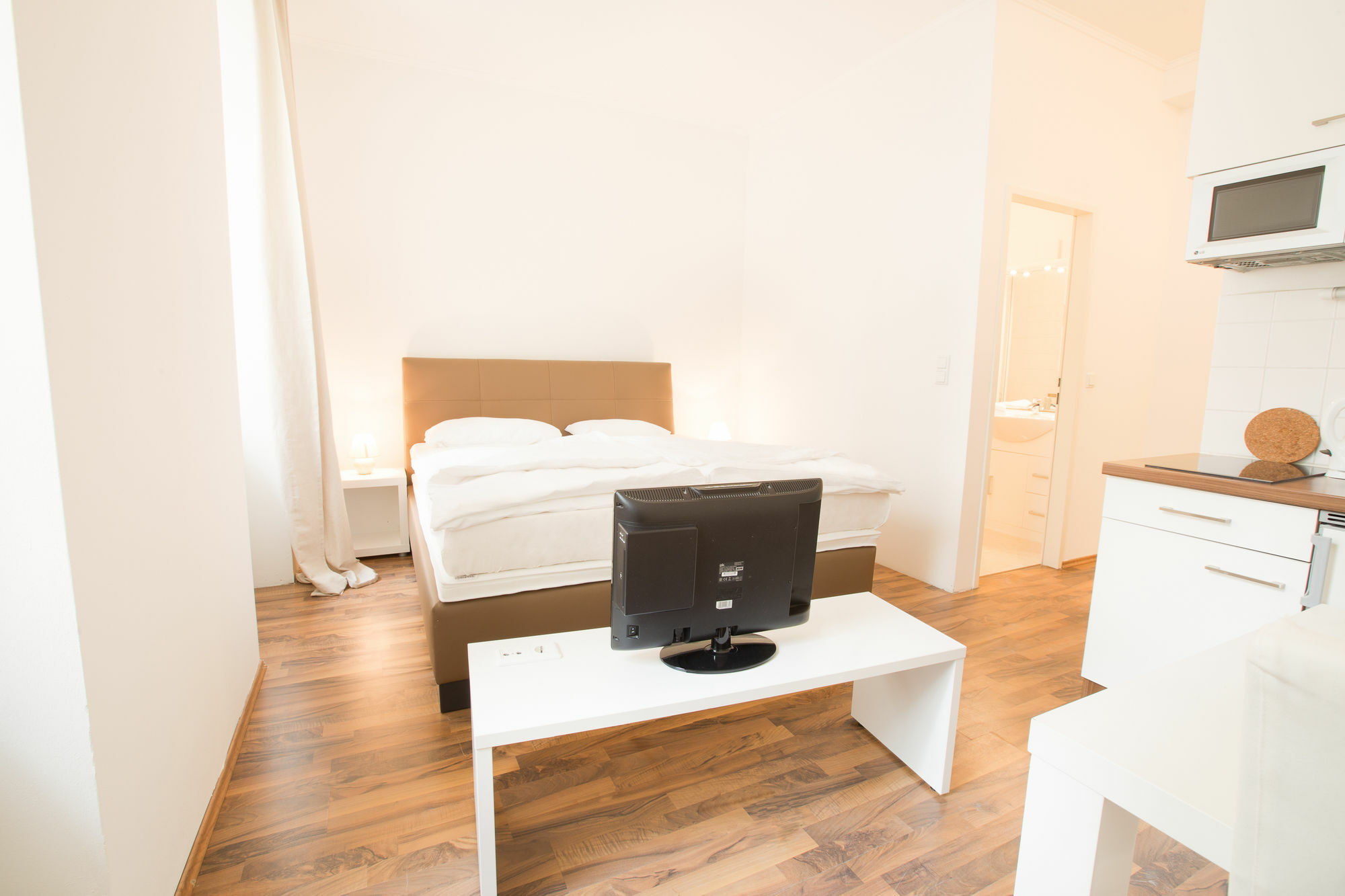 Grand Central Station Apartments I Contactless Check-In ウィーン エクステリア 写真
