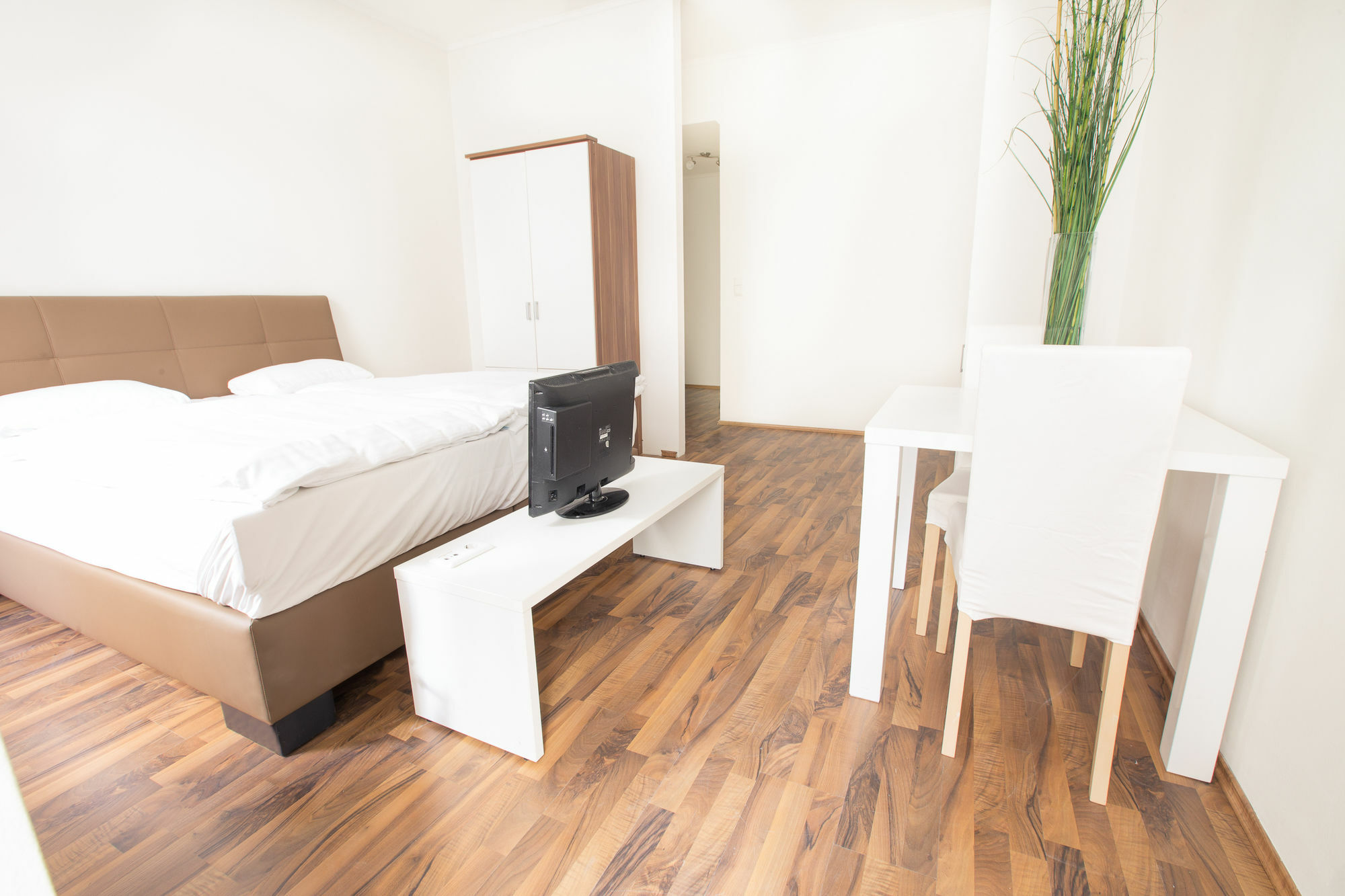 Grand Central Station Apartments I Contactless Check-In ウィーン エクステリア 写真
